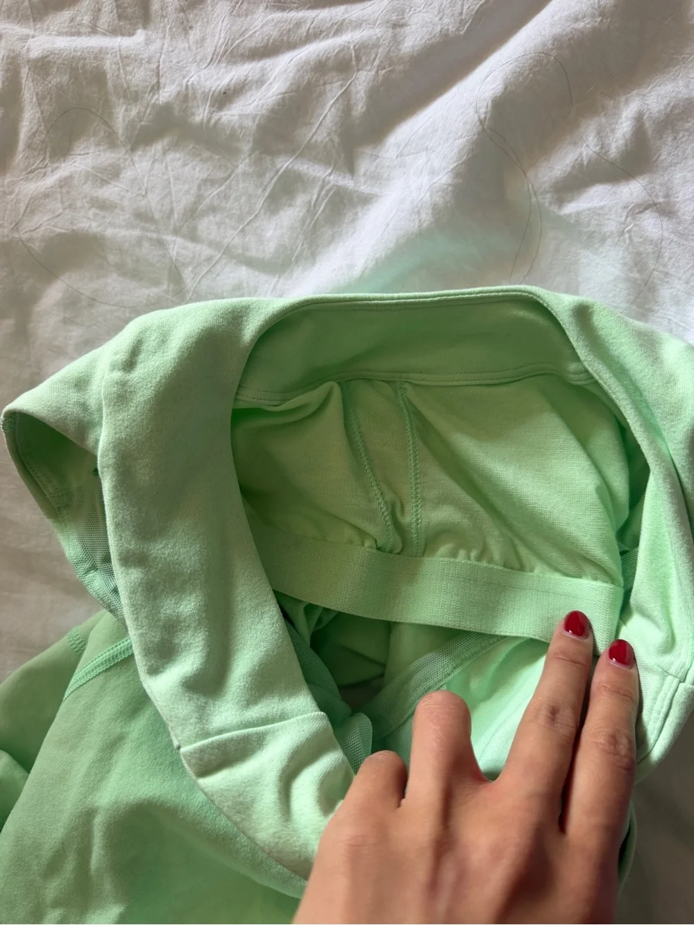 Lululemon scoop neck tank top mint green racerback shelf bra workout teal Luon
